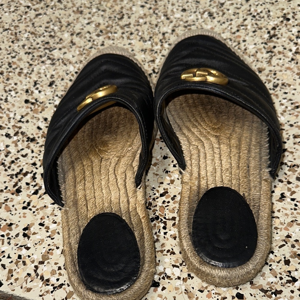Gucci Black Quilted Leather Espadrille Slides with Gold Emblem - Picture 3 of 5